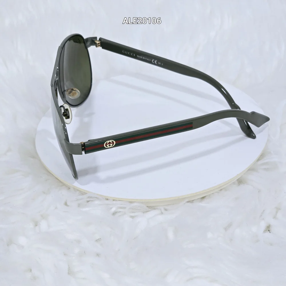 Gucci Gray Aviator Sunglasses GG2898/S with Case.